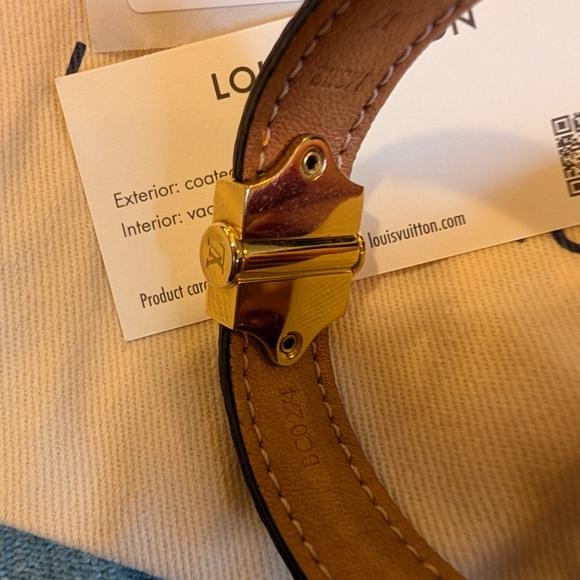 Louis Vuitton Spirit Nano leather bracelet-like new - Picture 8 of 13